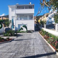 VILLA IRAKLITSA SEA VIEW