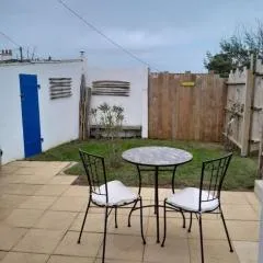 Plage et commerces à pieds ! Gîte Eugène