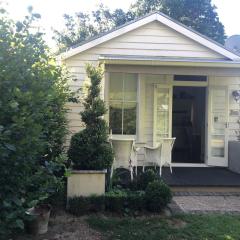 Matamata Historic Cottage- The Wash-House