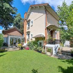 Maison avec jardin /25 min Paris/ 5 min Versailles