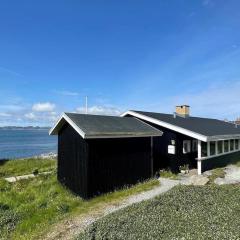 The Black House Tuapannguit 48