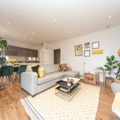 Pass the Keys Stunning and Stylish Flat Mins From Central London