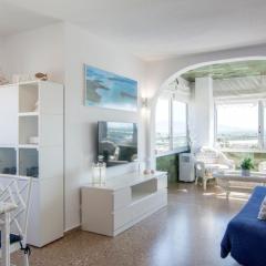 Bright Apartment Steps Away from the Beach