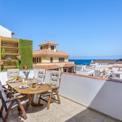 Central Penthouse, close to the Natural pools with Big terrace, ocean & city view
