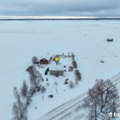 Beautiful Big Farm House with Spectacular Meteor Site View