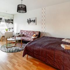 Central Studio Apartment