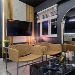 L2 APARTMENT- near CAVERN QUARTER