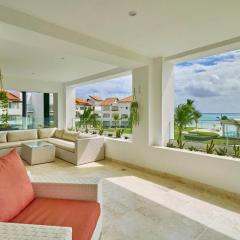 Chic 1 Bedroom Retreat In Cap Cana W- Private Beach