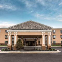 Econo Lodge Inn & Suites Monroe