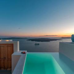 Luxury Grand Santorini Villa - 3 Bedrooms - Unforgettable Caldera Sea Views and Outdoor Hot Tub - Fira