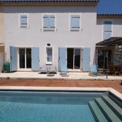nice house with private pool - 6 persons in the center of the village of mérindol in the luberon in provence