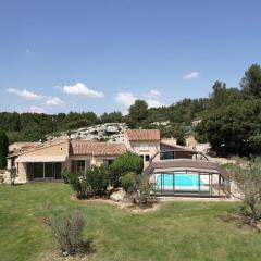 charming villa with heated swimming pool near eygalières, in the heart of the regional natural park of the alpilles in provence – 8 people