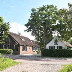 Farmhouse, Jacuzzi, Sauna, BBQ grill & Garden, Sleeps 24