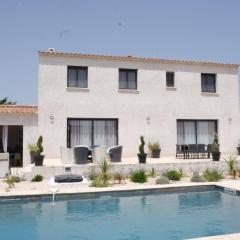 charming family house with private pool, near the center of arles, quiet, in the camargue natural park – 8 people