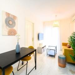 Capitan, 1 bedromm, city center & beach by 10TSea