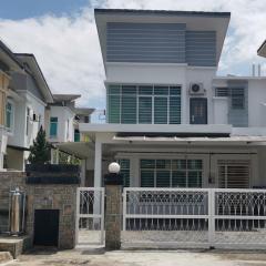Semi-detached House, Semenyih, Malaysia