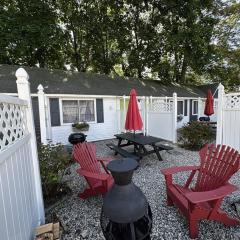 Cottage 3 - Pet Friendly - 1 Bedroom / 1 Bath