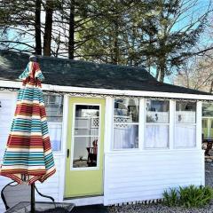 Cottage 7 - Stand Alone 1 Bedroom / 1 Bath
