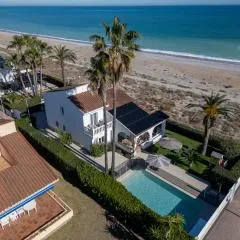 Exquisita Villa Frente al Mar