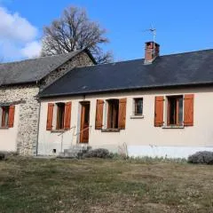 Gîte de France à Chamberet 3 épis - Gîte de France 4 personnes MAE-9374
