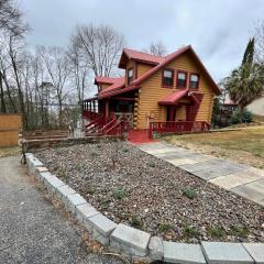 Don Quixote Lakefront log cabin