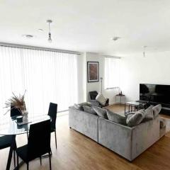 Large Morden 1 Bed Apartment London Catford Lewisham with great transport links