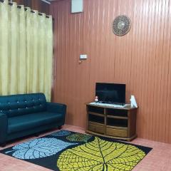 Nik Legacy Homestay