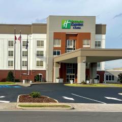 Holiday Inn Express & Suites - Tuscaloosa-University, an IHG Hotel