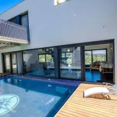 Catalunya Casas Modern Hilltop Haven with private pool 7km to beach