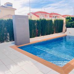 Zenia Beach 8 sleeps - Private pool