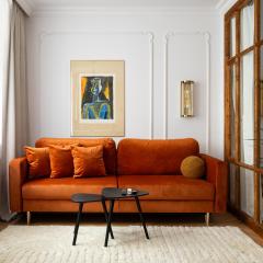 Hoża Modern Apartment by BookingHost