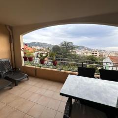 2 bedroom apartment with a pool in the heart of Cannes easy walk to the main beach on La Croisette - 2191