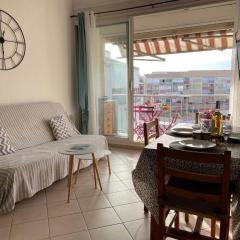 Apartment Les Saladelles-4 by Interhome