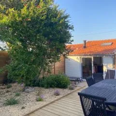 Maison Traditionnelle Rénovée, Proche Plage, Barbâtre - Terrasse, Wifi, Confort Modern - FR-1-426-371