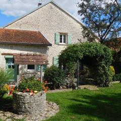 Gîte Pont-la-Ville, 4 pièces, 7 personnes - FR-1-611-35