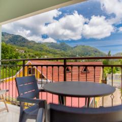 One bedroom appartement at Au cap 100 m away from the beach with enclosed garden and wifi