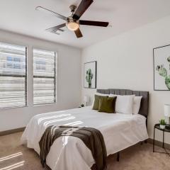 Modern CozySuites on the Town Lake waterfront 18