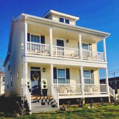 UPSCALE Ideal location 4 beach vacay H20 views