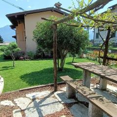 Apartment with garden and BBQ Gravedona - Larihome A46