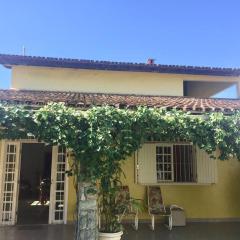 CASA EM GUARAPARI