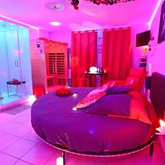 Love Room à deux pas de l'Océan avec Hammam, Sauna et Bain à 2 Surprise garantie