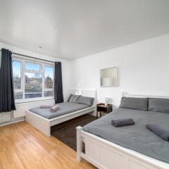 Spacious 1 Bed Flat in Dalston