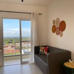 Apto completo com 02 quartos climatizados, estacionamento e portaria 24 horas, próximo ao Aeroporto!