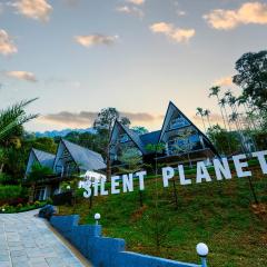 Silent Planet Resort