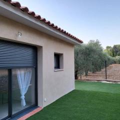 Maison jardin privatif au coeur d'une oliveraie