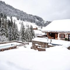 Les Chalets de la Serraz