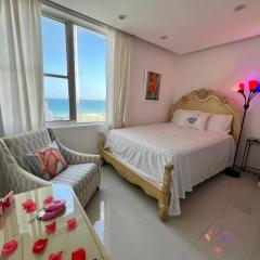 Condado Lux Oceanfront Tantra Ap