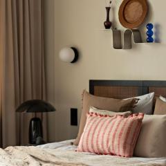 Nafenna 2-Bedroom Apartment in OLD TOWN