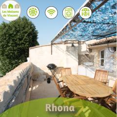 Rhona, Terrasse vue sur le Rhône