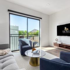 The LUX at Craftsman - Old Town Penthouse 2